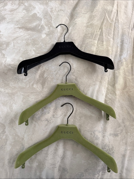 Gucci Other - Gucci Velvet Hangers in Black and Olive Green Set of 3